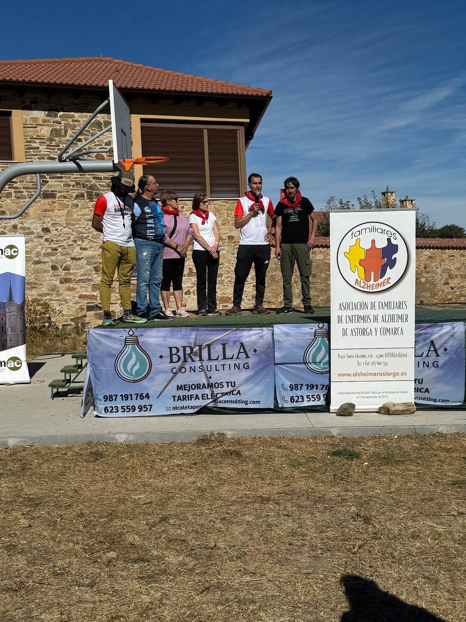 Acto y ambiente del evento Backyard Ultra Curillas